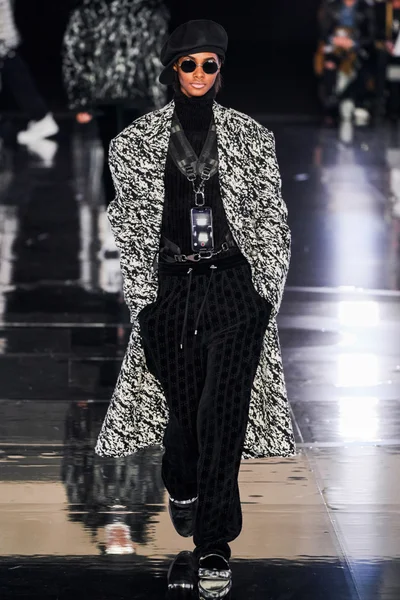 Look 36